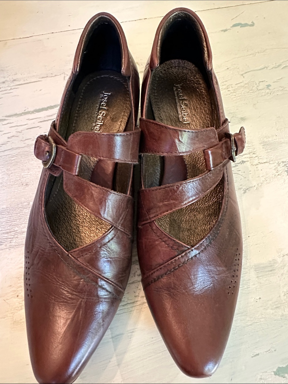 Josef Seibel Women’s Brown Leather Cross-Strap Dress Shoes